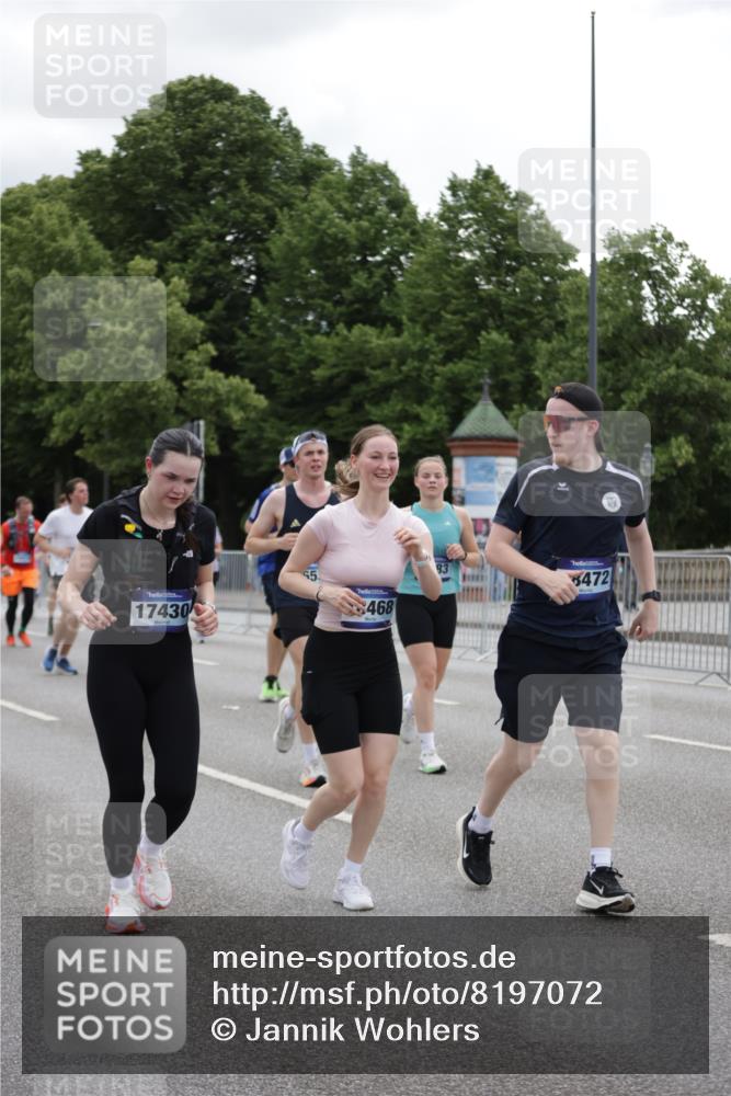 29.06.2025 - hella hamburg halbmarathon Jannik Wohlers http://msf.ph/oto/8197072 29.06.2025 11:14:40 Lombardsbrücke 1146, 1492, 1493, 1860, 2334, 2368, 2377, 2503, 3973, 3974, 4656, 6292, 6372, 6383, 6469, 6534, 6810, 6904, 7060, 7076, 7372, 7420, 7718, 8193, 8782, 9528, 9783, 10018, 10101, 10265, 10544, 11061, 11685, 12110, 12405, 13232, 13253, 13333, 13476, 13938, 15052, 15080, 15200, 15474, 15615, 15634, 16026, 17209, 17430, 17920, 17925, 18468, 18472, 18473, 18595, 18889 meine-sportfotos.de