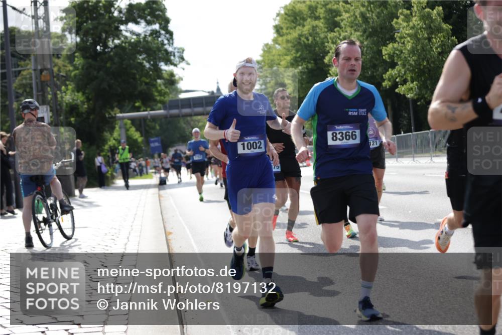 29.06.2025 - hella hamburg halbmarathon Jannik Wohlers http://msf.ph/oto/8197132 29.06.2025 09:46:54 Lombardsbrücke 1002, 1407, 1910, 1959, 2121, 2228, 2563, 2774, 2836, 3783, 3790, 3935, 4246, 4740, 5961, 6032, 6305, 6473, 6915, 7831, 7972, 8366, 9171, 9376, 9508, 9519, 10771, 11055, 11370, 11806, 12137, 12204, 13148, 13972, 13991, 14388, 14448, 14975, 15348, 15500, 15939, 16075, 16177, 16425, 16698, 17877, 18455, 19059 meine-sportfotos.de