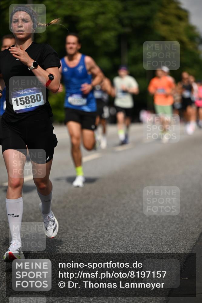 29.06.2025 - hella hamburg halbmarathon Dr. Thomas Lammeyer http://msf.ph/oto/8197157 29.06.2025 09:47:56 Kennedybrücke 1065, 2021, 2879, 3075, 3201, 3845, 3968, 4678, 5367, 7349, 8473, 8731, 10156, 10848 meine-sportfotos.de