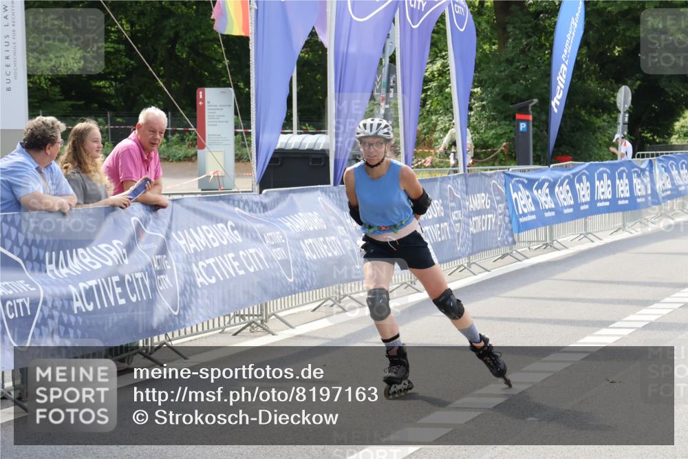 29.06.2025 - hella hamburg halbmarathon Strokosch-Dieckow http://msf.ph/oto/8197163 29.06.2025 09:43:14 Ziel 20257 meine-sportfotos.de