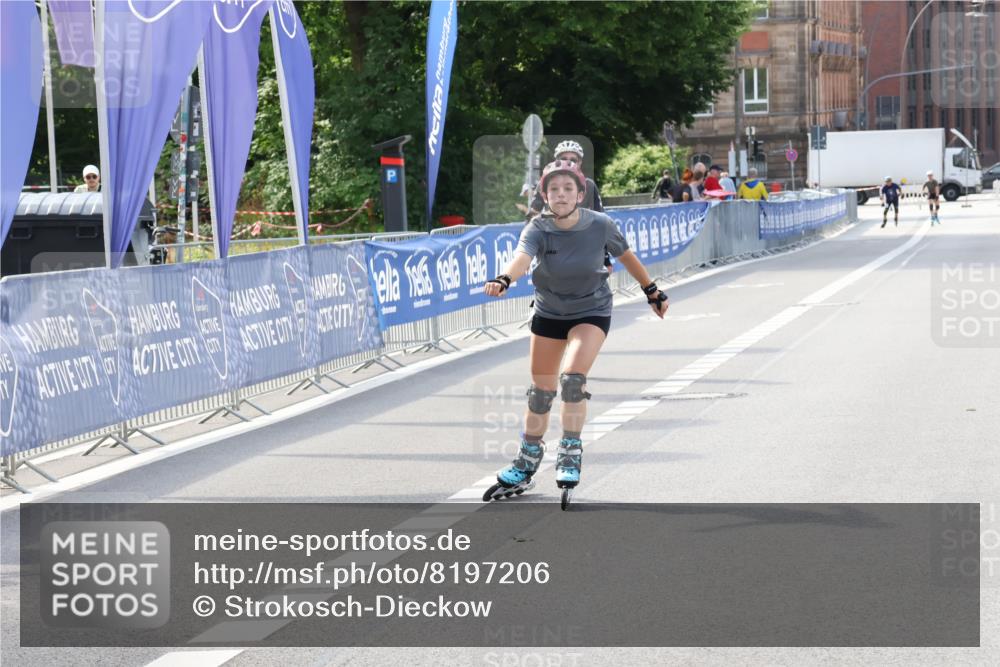 29.06.2025 - hella hamburg halbmarathon Strokosch-Dieckow http://msf.ph/oto/8197206 29.06.2025 09:43:17 Ziel 20257 meine-sportfotos.de