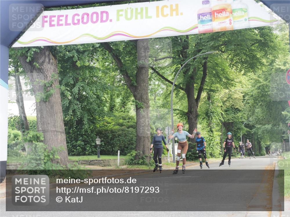 29.06.2025 - hella hamburg halbmarathon KatJ http://msf.ph/oto/8197293 29.06.2025 09:29:36 Zwischen KM18-KM19  meine-sportfotos.de