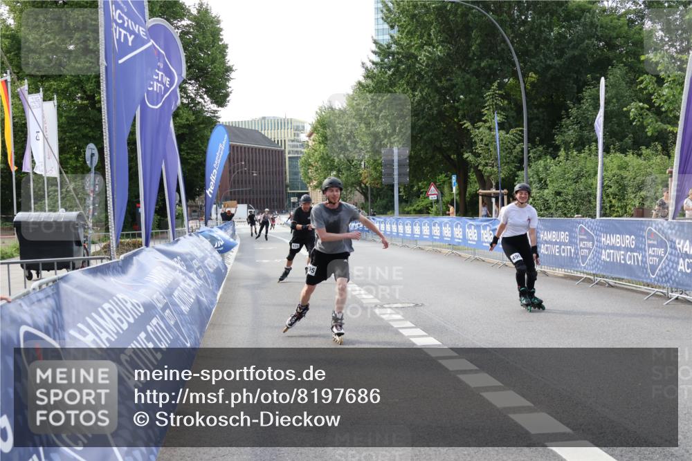29.06.2025 - hella hamburg halbmarathon Strokosch-Dieckow http://msf.ph/oto/8197686 29.06.2025 09:44:17 Ziel 20495, 20496, 20535 meine-sportfotos.de