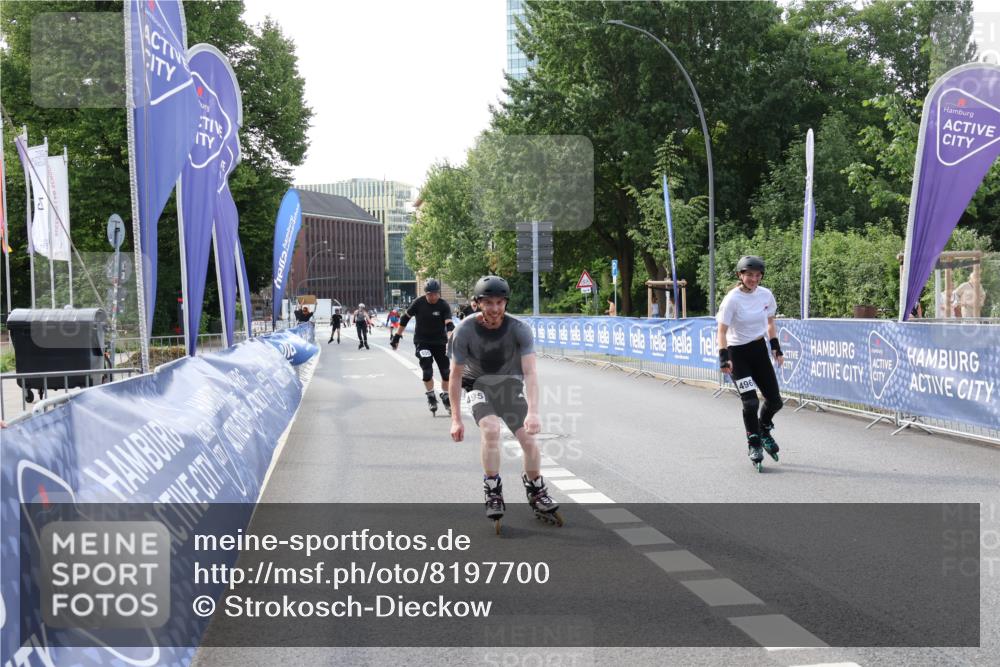 29.06.2025 - hella hamburg halbmarathon Strokosch-Dieckow http://msf.ph/oto/8197700 29.06.2025 09:44:18 Ziel 20495, 20496, 20535 meine-sportfotos.de