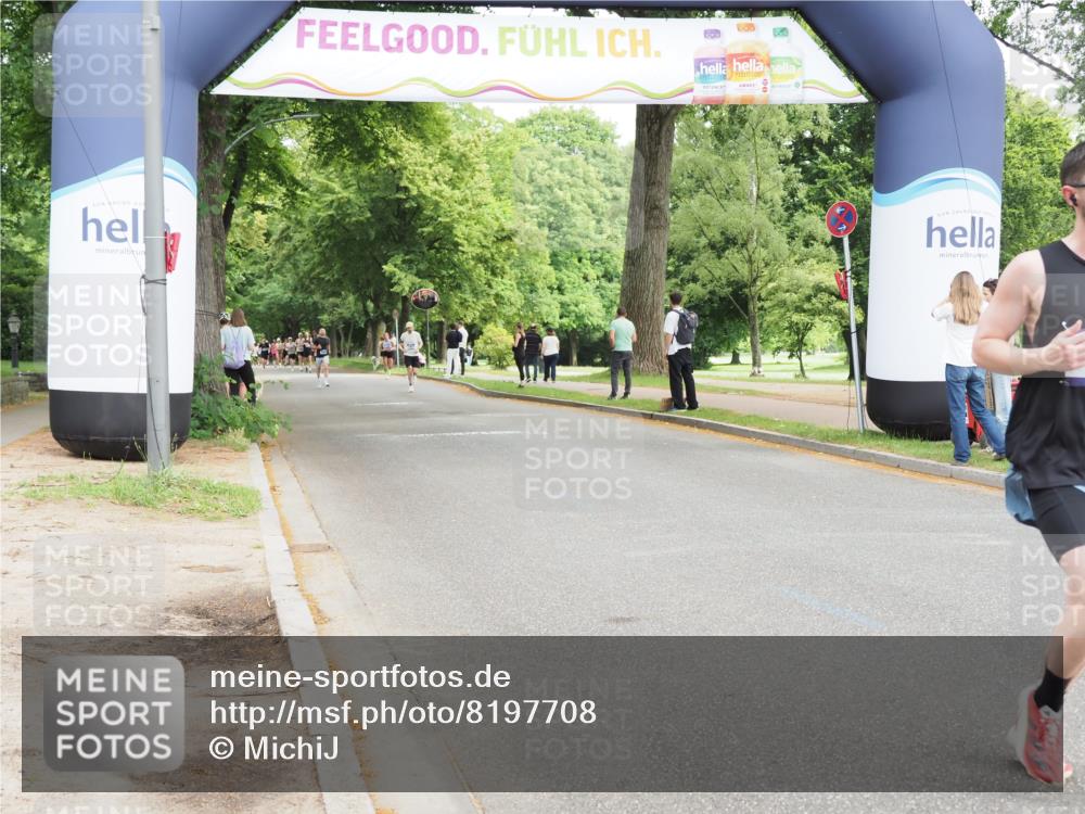 29.06.2025 - hella hamburg halbmarathon MichiJ http://msf.ph/oto/8197708 29.06.2025 10:20:57 Zwischen KM18-KM19 6619, 7272, 9047, 9508, 10298, 10929, 12232, 12681, 13606, 14548 meine-sportfotos.de