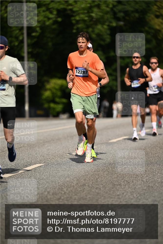 29.06.2025 - hella hamburg halbmarathon Dr. Thomas Lammeyer http://msf.ph/oto/8197777 29.06.2025 09:48:00 Kennedybrücke 1065, 2021, 2879, 3201, 3845, 4678, 5367, 6619, 7349, 8473, 8731, 10156, 10848 meine-sportfotos.de