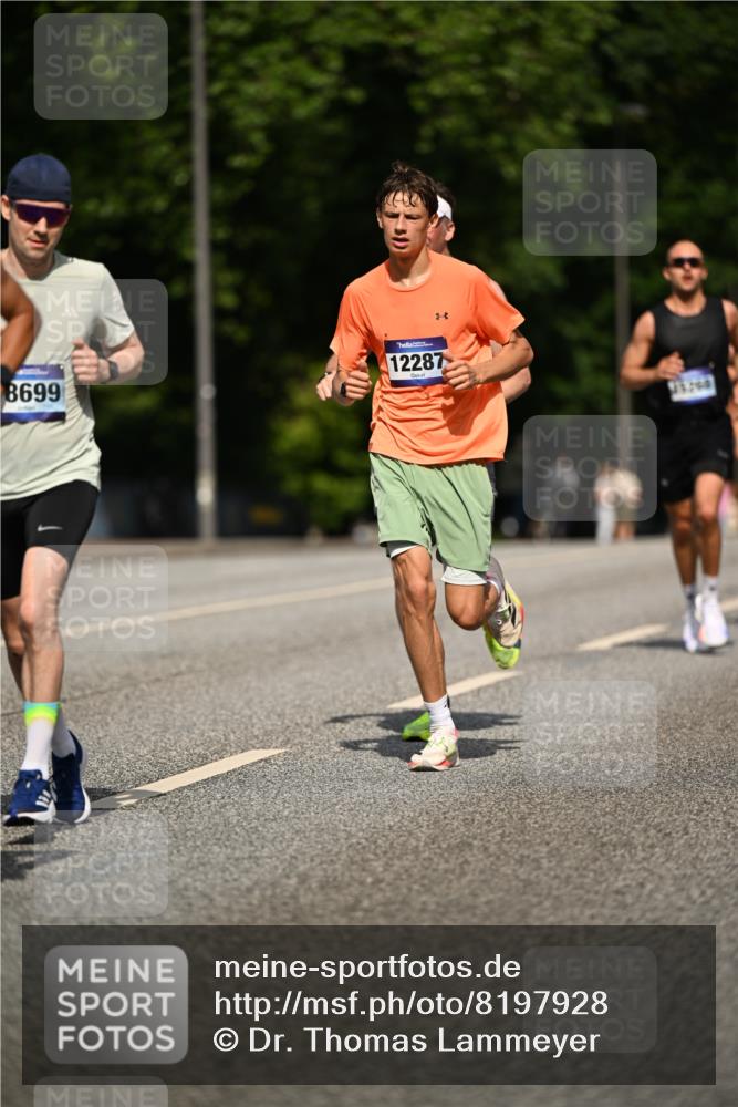29.06.2025 - hella hamburg halbmarathon Dr. Thomas Lammeyer http://msf.ph/oto/8197928 29.06.2025 09:48:00 Kennedybrücke 1065, 2021, 2879, 3201, 3845, 4678, 5367, 6619, 7349, 8473, 8731, 10156, 10848 meine-sportfotos.de