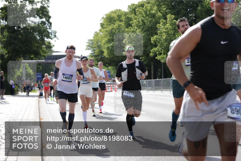 29.06.2025 - hella hamburg halbmarathon Jannik Wohlers http://msf.ph/oto/8198083 29.06.2025 09:47:21 Lombardsbrücke 1164, 1217, 2196, 2296, 2404, 2851, 5092, 5923, 8084, 8395, 8901, 10968, 11019, 11559, 12462, 12751, 13029, 13419, 13514, 13798, 14601, 14952, 15965, 16123, 16964, 17154, 17306, 18159, 18216, 18419, 18687, 18689 meine-sportfotos.de