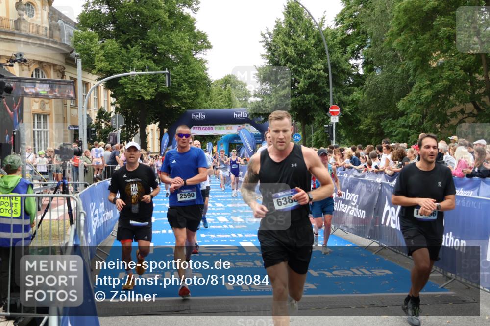 29.06.2025 - hella hamburg halbmarathon Zöllner http://msf.ph/oto/8198084 29.06.2025 10:46:22 Ziel 1569, 1600, 2048, 2590, 3056, 4949, 6388, 6691, 8142, 9497, 10796, 12171, 12651, 13698, 14200, 14262, 16127, 17190, 18118, 18211 meine-sportfotos.de