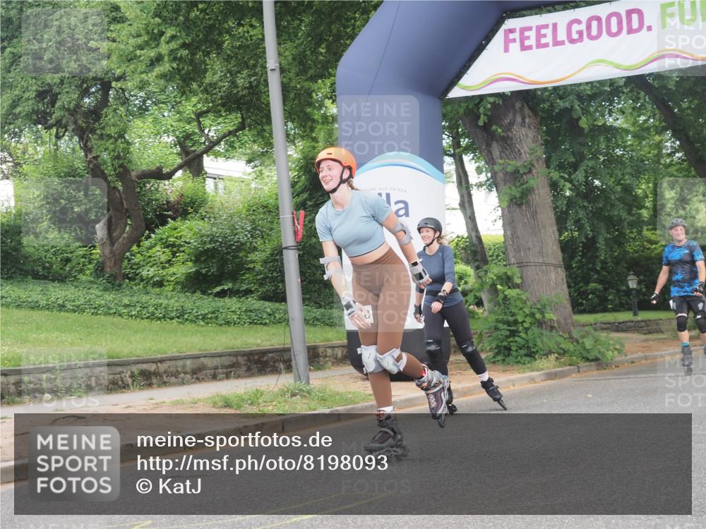 29.06.2025 - hella hamburg halbmarathon KatJ http://msf.ph/oto/8198093 29.06.2025 09:29:39 Zwischen KM18-KM19  meine-sportfotos.de