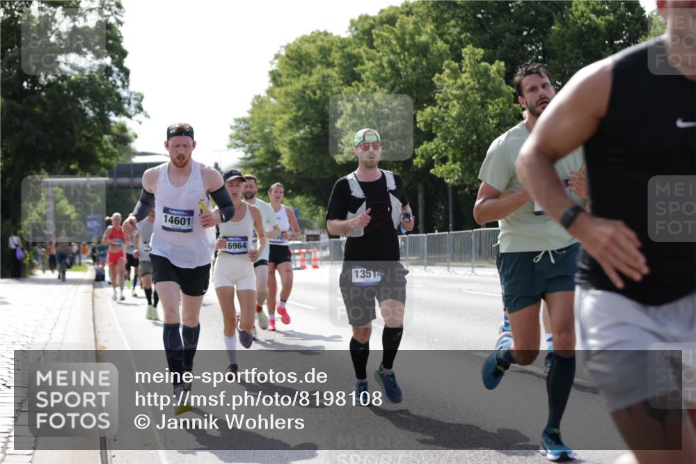 29.06.2025 - hella hamburg halbmarathon Jannik Wohlers http://msf.ph/oto/8198108 29.06.2025 09:47:21 Lombardsbrücke 1164, 1217, 2196, 2296, 2404, 2851, 5092, 5923, 8084, 8395, 8901, 10968, 11019, 11559, 12462, 12751, 13029, 13419, 13514, 13798, 14601, 14952, 15965, 16123, 16964, 17154, 17306, 18159, 18216, 18419, 18687, 18689 meine-sportfotos.de