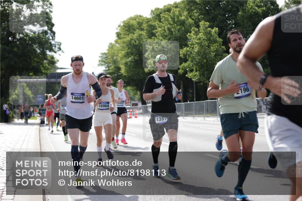 29.06.2025 - hella hamburg halbmarathon Jannik Wohlers http://msf.ph/oto/8198113 29.06.2025 09:47:21 Lombardsbrücke 1164, 1217, 2196, 2296, 2404, 2851, 5092, 5923, 8084, 8395, 8901, 10968, 11019, 11559, 12462, 12751, 13029, 13419, 13514, 13798, 14601, 14952, 15965, 16123, 16964, 17154, 17306, 18159, 18216, 18419, 18687, 18689 meine-sportfotos.de