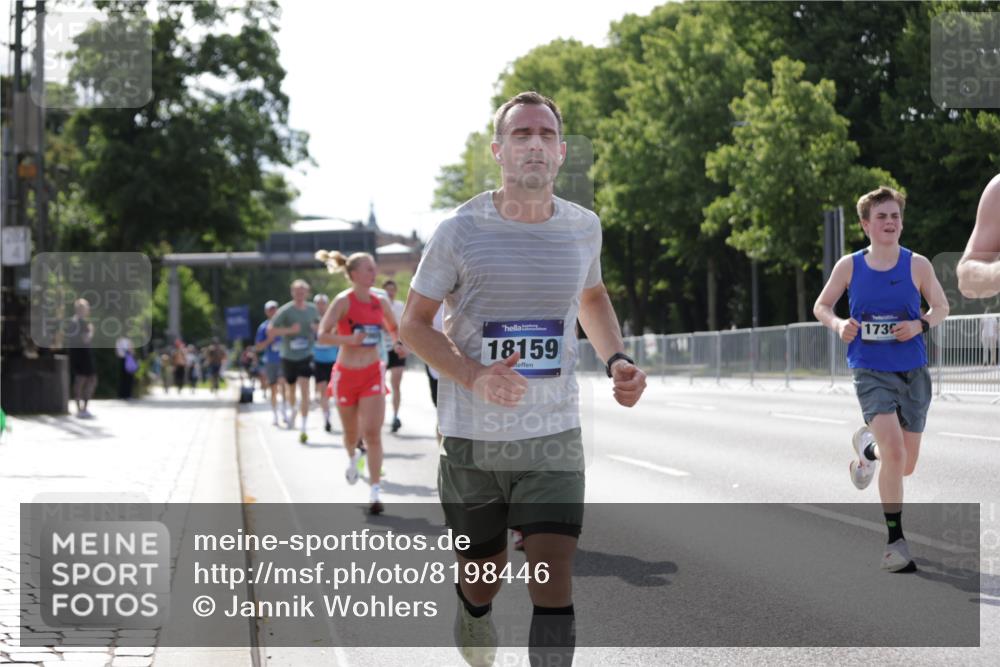 29.06.2025 - hella hamburg halbmarathon Jannik Wohlers http://msf.ph/oto/8198446 29.06.2025 09:47:26 Lombardsbrücke 1164, 1562, 2196, 2296, 4602, 5092, 8084, 8901, 9178, 9944, 10384, 10968, 11019, 11559, 11745, 12462, 12865, 13419, 13514, 13798, 14601, 14934, 14952, 15261, 15965, 16964, 17306, 18159, 18216, 18687, 18689, 18841 meine-sportfotos.de