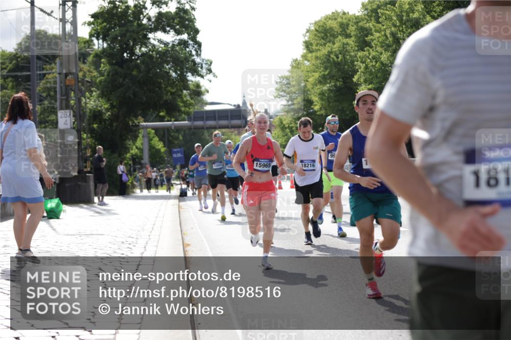 29.06.2025 - hella hamburg halbmarathon Jannik Wohlers http://msf.ph/oto/8198516 29.06.2025 09:47:26 Lombardsbrücke 1164, 1562, 2196, 2296, 4602, 5092, 8084, 8901, 9178, 9944, 10384, 10968, 11019, 11559, 11745, 12462, 12865, 13419, 13514, 13798, 14601, 14934, 14952, 15261, 15965, 16964, 17306, 18159, 18216, 18687, 18689, 18841 meine-sportfotos.de