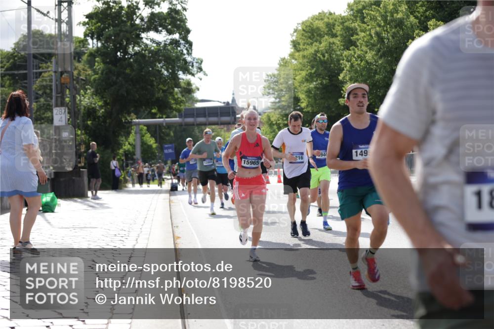 29.06.2025 - hella hamburg halbmarathon Jannik Wohlers http://msf.ph/oto/8198520 29.06.2025 09:47:26 Lombardsbrücke 1164, 1562, 2196, 2296, 4602, 5092, 8084, 8901, 9178, 9944, 10384, 10968, 11019, 11559, 11745, 12462, 12865, 13419, 13514, 13798, 14601, 14934, 14952, 15261, 15965, 16964, 17306, 18159, 18216, 18687, 18689, 18841 meine-sportfotos.de