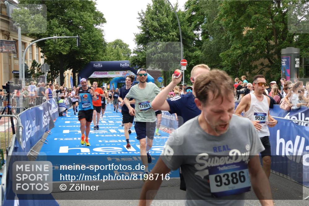 29.06.2025 - hella hamburg halbmarathon Zöllner http://msf.ph/oto/8198716 29.06.2025 10:46:40 Ziel 1920, 1942, 5459, 9051, 9529, 13525, 13554, 15026, 15133, 15206, 15714, 17281, 17461, 18297, 18882 meine-sportfotos.de