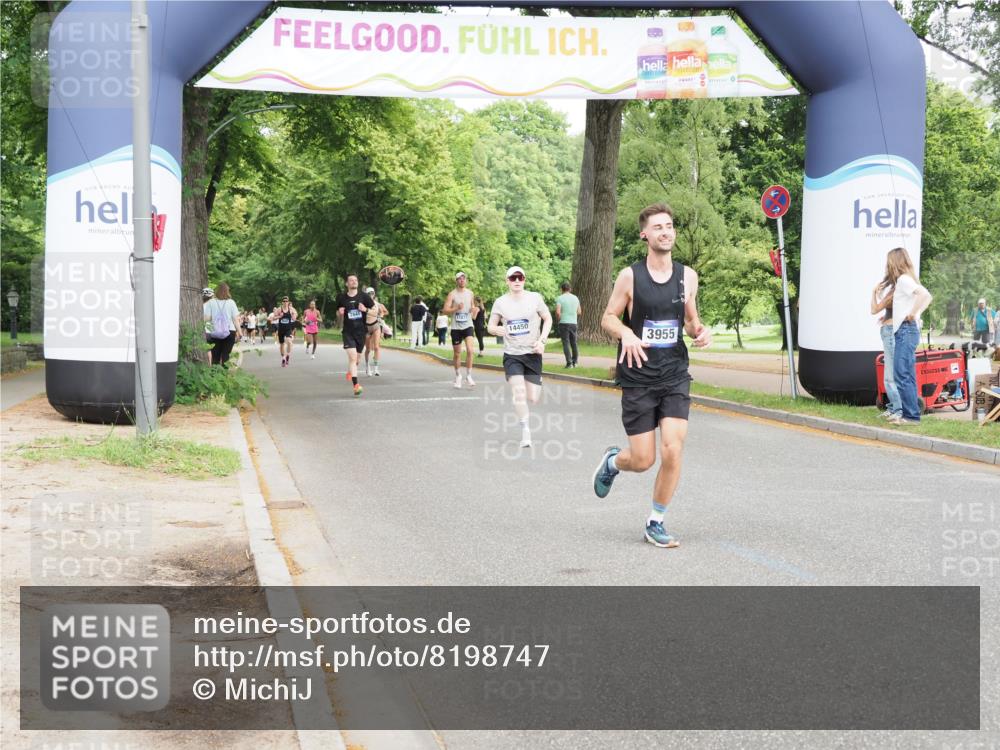 29.06.2025 - hella hamburg halbmarathon MichiJ http://msf.ph/oto/8198747 29.06.2025 10:21:14 Zwischen KM18-KM19 3955, 4129, 5187, 5746 meine-sportfotos.de
