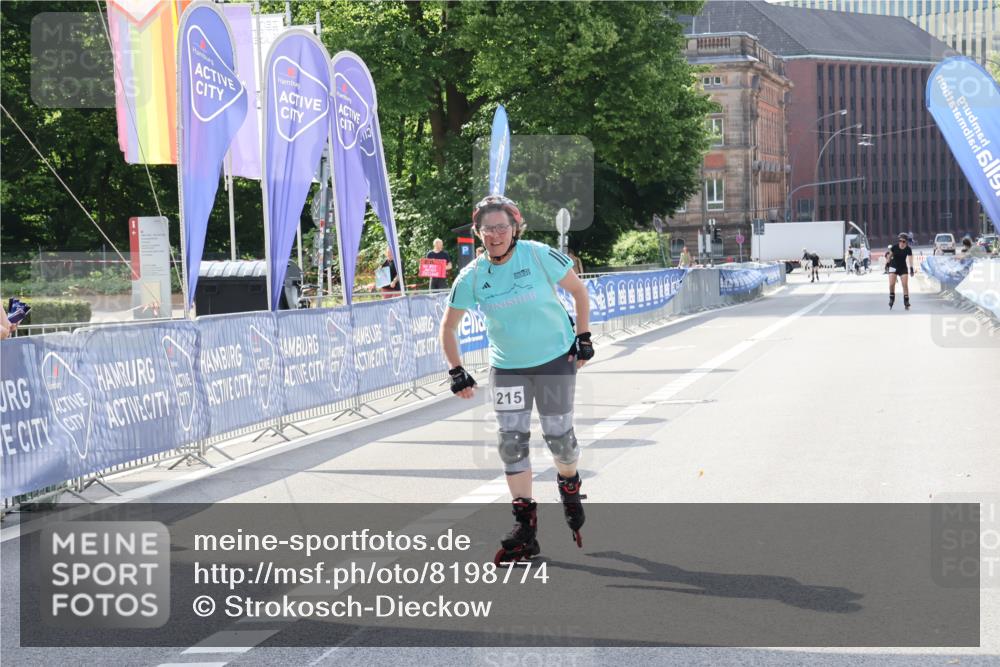 29.06.2025 - hella hamburg halbmarathon Strokosch-Dieckow http://msf.ph/oto/8198774 29.06.2025 09:44:54 Ziel 20215 meine-sportfotos.de