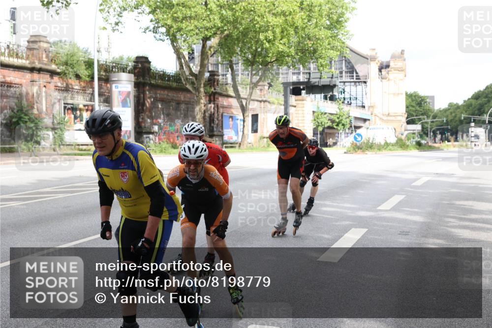 29.06.2025 - hella hamburg halbmarathon Yannick Fuchs http://msf.ph/oto/8198779 29.06.2025 09:14:03 20KM  meine-sportfotos.de