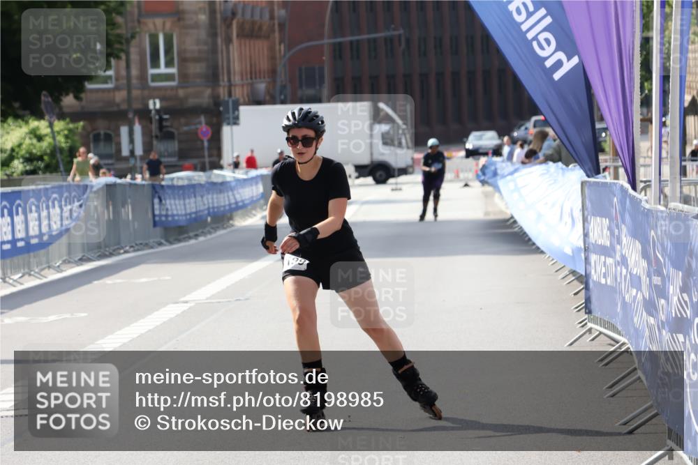 29.06.2025 - hella hamburg halbmarathon Strokosch-Dieckow http://msf.ph/oto/8198985 29.06.2025 09:45:03 Ziel 20199 meine-sportfotos.de