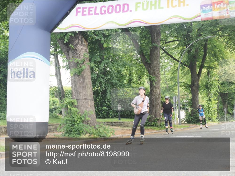 29.06.2025 - hella hamburg halbmarathon KatJ http://msf.ph/oto/8198999 29.06.2025 09:29:46 Zwischen KM18-KM19  meine-sportfotos.de