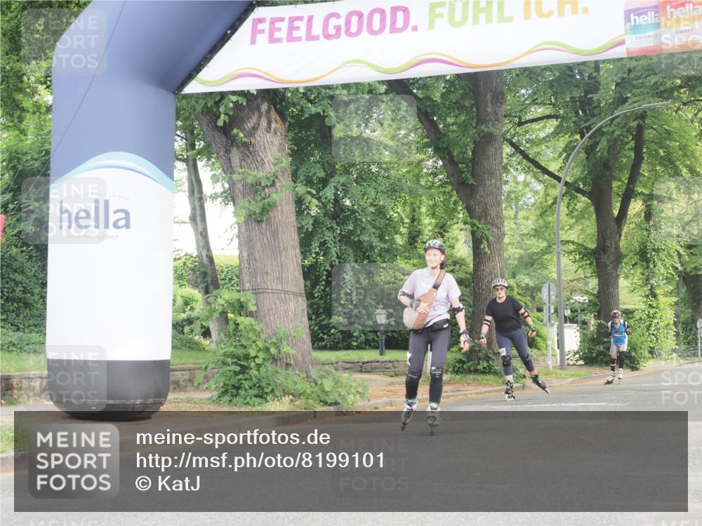 29.06.2025 - hella hamburg halbmarathon KatJ http://msf.ph/oto/8199101 29.06.2025 09:29:46 Zwischen KM18-KM19  meine-sportfotos.de