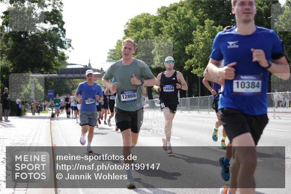 29.06.2025 - hella hamburg halbmarathon Jannik Wohlers http://msf.ph/oto/8199147 29.06.2025 09:47:30 Lombardsbrücke 1164, 1562, 2196, 2296, 4602, 5092, 8362, 8901, 9178, 9944, 10384, 10900, 10968, 11745, 12462, 12865, 13514, 13798, 13854, 14387, 14601, 14934, 14952, 15261, 15415, 15965, 16964, 17306, 18159, 18216, 18573, 18687, 18689, 18841 meine-sportfotos.de
