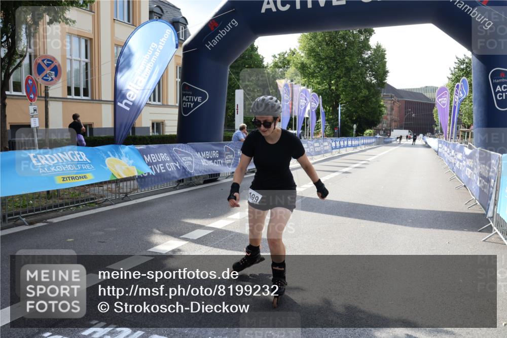 29.06.2025 - hella hamburg halbmarathon Strokosch-Dieckow http://msf.ph/oto/8199232 29.06.2025 09:45:07 Ziel 20199 meine-sportfotos.de