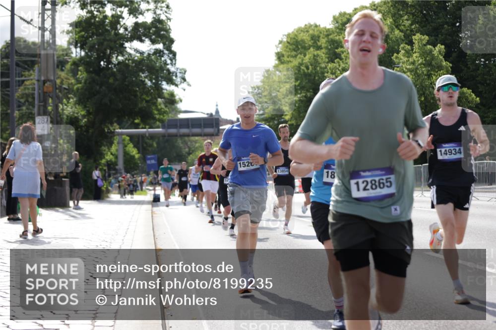 29.06.2025 - hella hamburg halbmarathon Jannik Wohlers http://msf.ph/oto/8199235 29.06.2025 09:47:31 Lombardsbrücke 1164, 1562, 2196, 2296, 4602, 5092, 6990, 8362, 8901, 9178, 9944, 10384, 10900, 10968, 11745, 12290, 12462, 12865, 13514, 13798, 13854, 14387, 14601, 14934, 14952, 15261, 15415, 15965, 16964, 17306, 18159, 18216, 18573, 18687, 18689, 18841 meine-sportfotos.de