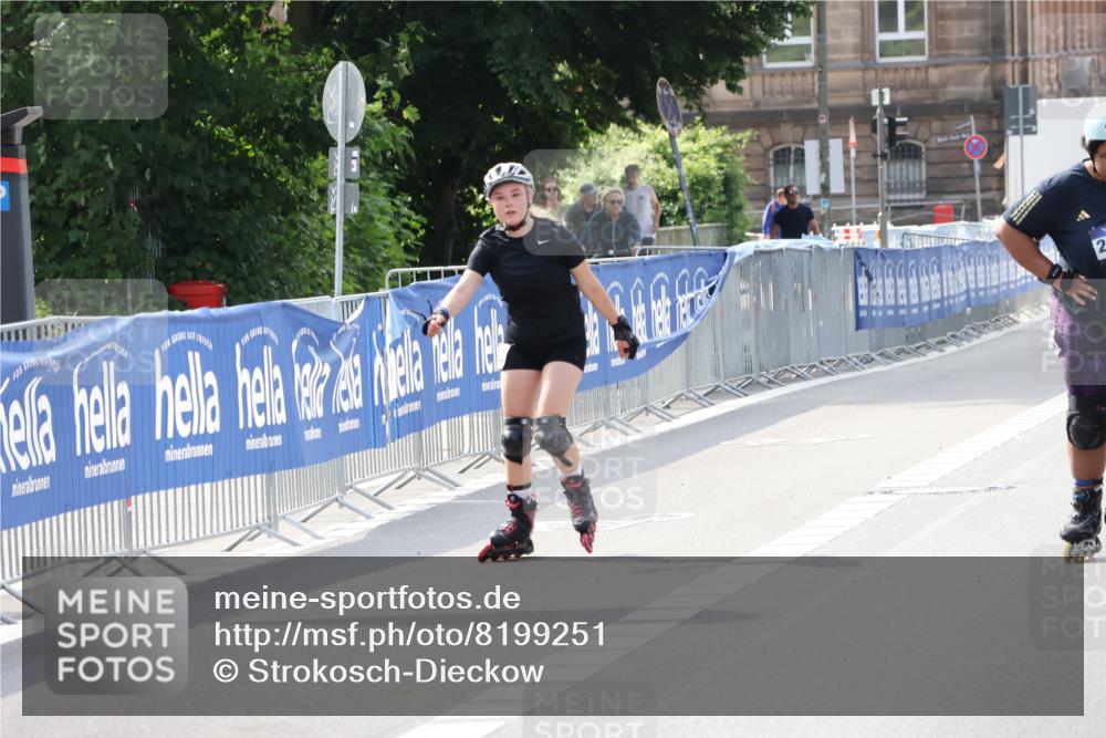 29.06.2025 - hella hamburg halbmarathon Strokosch-Dieckow http://msf.ph/oto/8199251 29.06.2025 09:45:22 Ziel 20227, 20532 meine-sportfotos.de