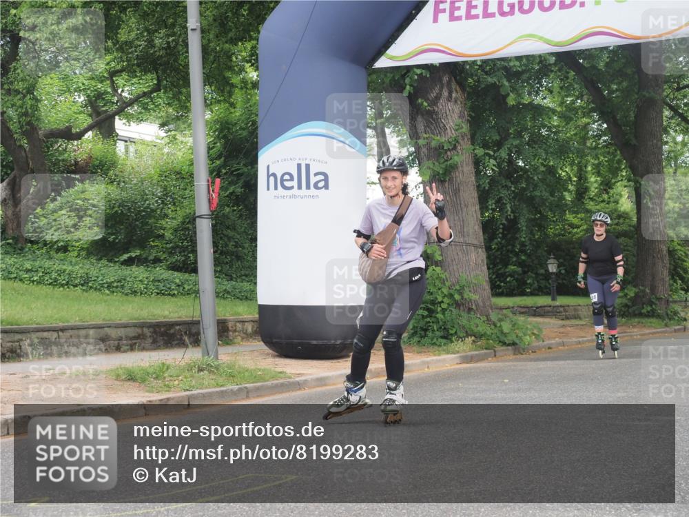 29.06.2025 - hella hamburg halbmarathon KatJ http://msf.ph/oto/8199283 29.06.2025 09:29:47 Zwischen KM18-KM19  meine-sportfotos.de