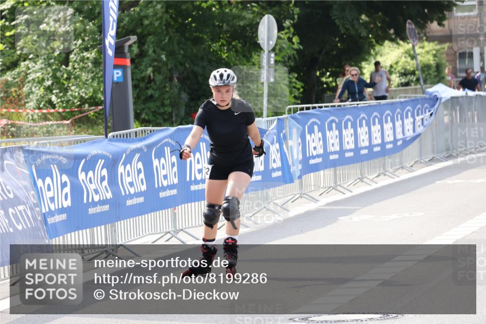 29.06.2025 - hella hamburg halbmarathon Strokosch-Dieckow http://msf.ph/oto/8199286 29.06.2025 09:45:24 Ziel 20227, 20532 meine-sportfotos.de