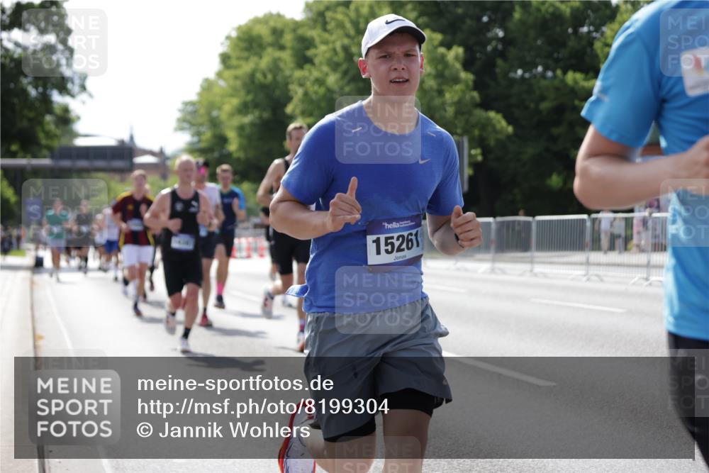 29.06.2025 - hella hamburg halbmarathon Jannik Wohlers http://msf.ph/oto/8199304 29.06.2025 09:47:33 Lombardsbrücke 1164, 1562, 2196, 2296, 2714, 4602, 5092, 6990, 8362, 8901, 9178, 9944, 10384, 10900, 10968, 11745, 12290, 12462, 12865, 13514, 13798, 13854, 14387, 14601, 14934, 14952, 15015, 15261, 15415, 15701, 15965, 16158, 16964, 17024, 17306, 18159, 18216, 18573, 18584, 18687, 18841 meine-sportfotos.de