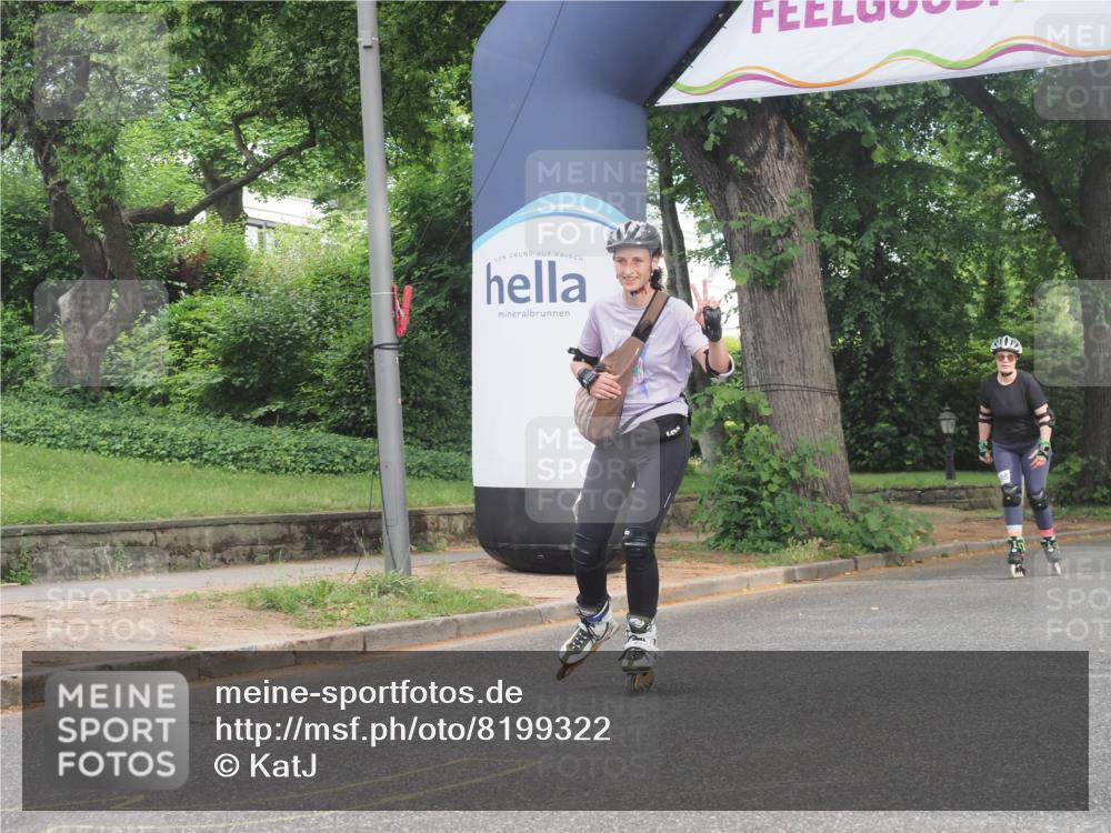 29.06.2025 - hella hamburg halbmarathon KatJ http://msf.ph/oto/8199322 29.06.2025 09:29:47 Zwischen KM18-KM19  meine-sportfotos.de