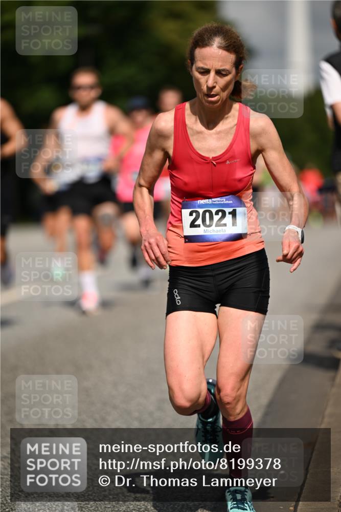 29.06.2025 - hella hamburg halbmarathon Dr. Thomas Lammeyer http://msf.ph/oto/8199378 29.06.2025 09:48:03 Kennedybrücke 2021, 2879, 3201, 3845, 4678, 5367, 6619, 8473, 8731, 10156, 10848 meine-sportfotos.de