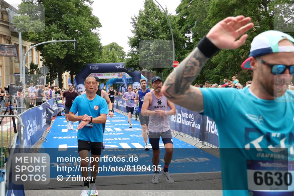 29.06.2025 - hella hamburg halbmarathon Zöllner http://msf.ph/oto/8199435 29.06.2025 10:46:55 Ziel 4091, 11858, 13940, 14385, 17172, 17353, 17492, 17669, 17892, 19105 meine-sportfotos.de