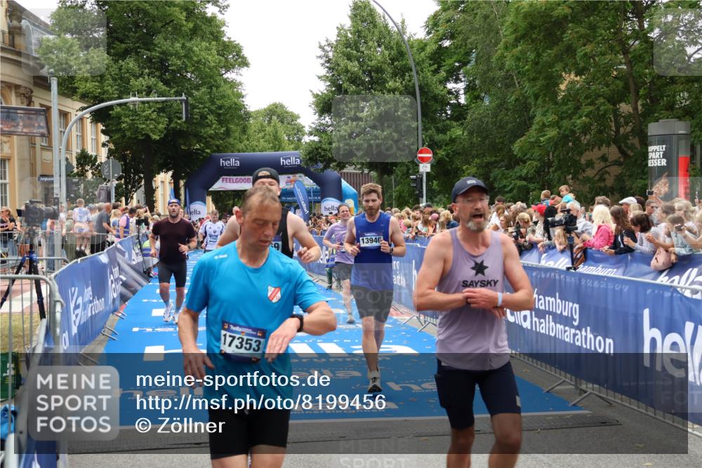 29.06.2025 - hella hamburg halbmarathon Zöllner http://msf.ph/oto/8199456 29.06.2025 10:46:56 Ziel 1139, 4091, 13940, 14385, 17172, 17492, 17669, 17892, 19105 meine-sportfotos.de