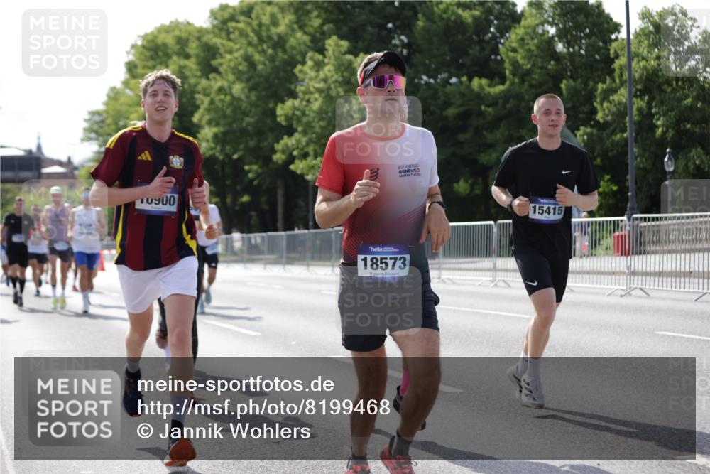 29.06.2025 - hella hamburg halbmarathon Jannik Wohlers http://msf.ph/oto/8199468 29.06.2025 09:47:36 Lombardsbrücke 1164, 1562, 2196, 2296, 2714, 4602, 5091, 5092, 5315, 6684, 6990, 8362, 9178, 9944, 10384, 10900, 11202, 11227, 11745, 12290, 12462, 12865, 13514, 13798, 13854, 14387, 14601, 14934, 14952, 15015, 15261, 15415, 15701, 15965, 16158, 16964, 17024, 17306, 18159, 18216, 18573, 18584, 18687, 18841 meine-sportfotos.de