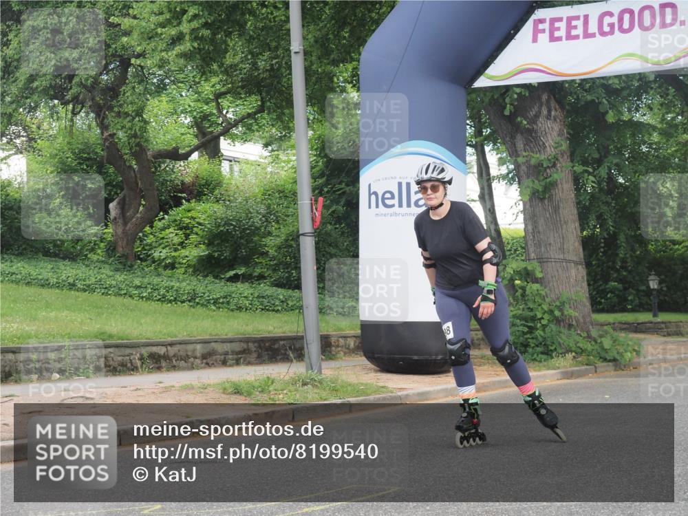 29.06.2025 - hella hamburg halbmarathon KatJ http://msf.ph/oto/8199540 29.06.2025 09:29:49 Zwischen KM18-KM19  meine-sportfotos.de