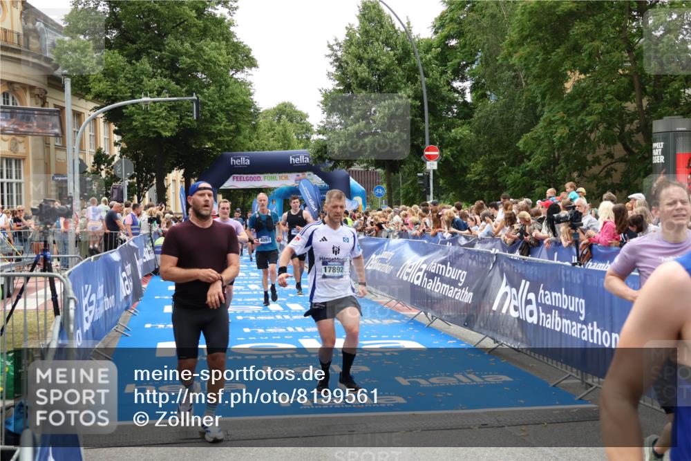 29.06.2025 - hella hamburg halbmarathon Zöllner http://msf.ph/oto/8199561 29.06.2025 10:46:58 Ziel 1139, 1689, 4091, 13728, 14385, 14449, 14594, 16081, 17172, 17492, 17892, 17979, 19105 meine-sportfotos.de
