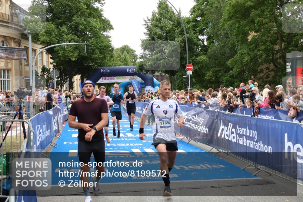 29.06.2025 - hella hamburg halbmarathon Zöllner http://msf.ph/oto/8199572 29.06.2025 10:46:59 Ziel 1139, 1689, 4091, 10122, 13728, 14385, 14449, 14594, 16081, 17172, 17892, 17979, 19105 meine-sportfotos.de