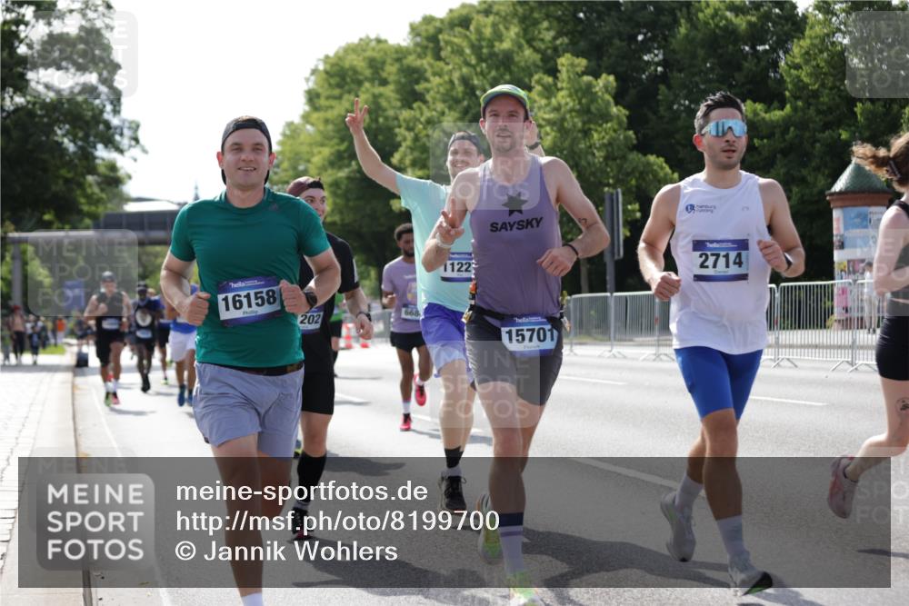 29.06.2025 - hella hamburg halbmarathon Jannik Wohlers http://msf.ph/oto/8199700 29.06.2025 09:47:40 Lombardsbrücke 1164, 1385, 1562, 1743, 2714, 3959, 4602, 5091, 5315, 6684, 6829, 6990, 8362, 9178, 9944, 10384, 10900, 11202, 11227, 11620, 11745, 12290, 12865, 13595, 13798, 13854, 14387, 14908, 14934, 14952, 15015, 15261, 15415, 15701, 15965, 16158, 17024, 17217, 17306, 18103, 18159, 18216, 18573, 18584, 18841 meine-sportfotos.de