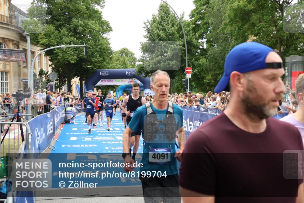 29.06.2025 - hella hamburg halbmarathon Zöllner http://msf.ph/oto/8199704 29.06.2025 10:47:02 Ziel 1139, 1689, 4377, 9794, 10122, 13728, 14385, 14415, 14449, 14594, 14783, 15825, 16081, 17979 meine-sportfotos.de