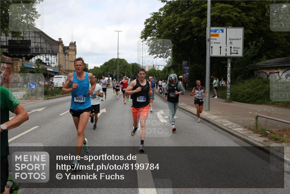 29.06.2025 - hella hamburg halbmarathon Yannick Fuchs http://msf.ph/oto/8199784 29.06.2025 10:31:53 20KM 1290, 1411, 2196, 2767, 4860, 4865, 5003, 5042, 5307, 5923, 6047, 6123, 6458, 7310, 7482, 8362, 9178, 9296, 9914, 10190, 10451, 10738, 13141, 13372, 13854, 13972, 14387, 14459, 14691, 14934, 15178, 15261, 15410, 15939, 16523, 16992, 17125, 17137, 17658, 18159, 18384, 18824, 18986 meine-sportfotos.de