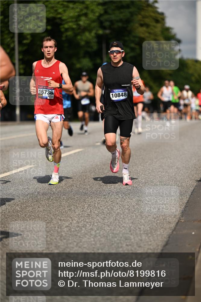 29.06.2025 - hella hamburg halbmarathon Dr. Thomas Lammeyer http://msf.ph/oto/8199816 29.06.2025 09:48:06 Kennedybrücke 2021, 3201, 3845, 5269, 5367, 6619, 8473, 8731, 10156, 10848 meine-sportfotos.de