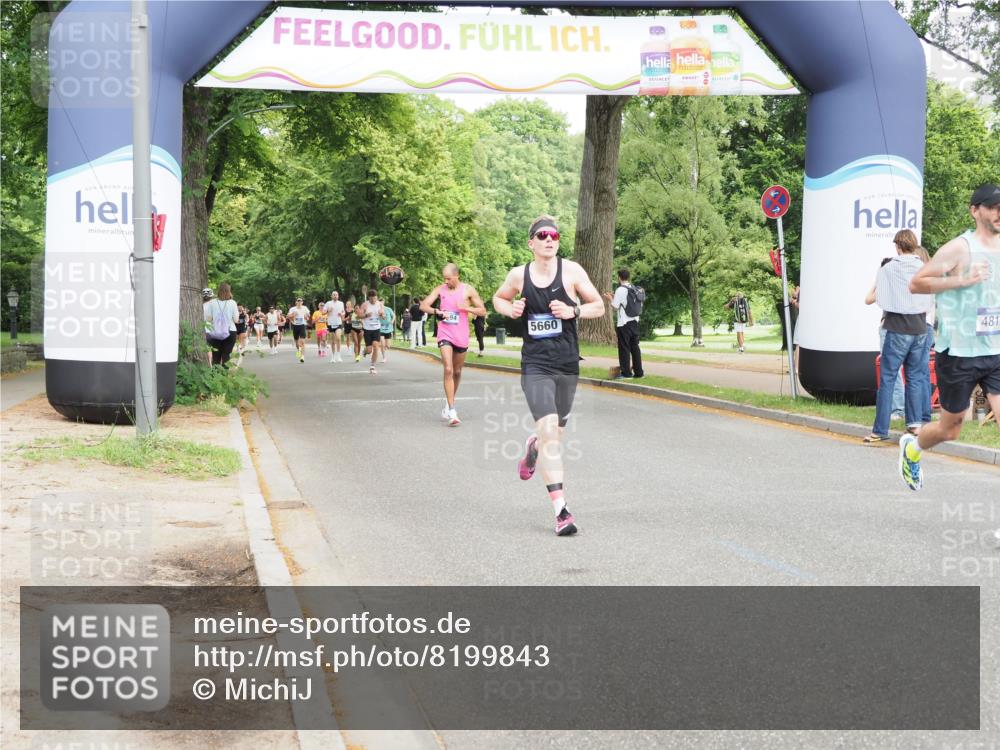 29.06.2025 - hella hamburg halbmarathon MichiJ http://msf.ph/oto/8199843 29.06.2025 10:21:22 Zwischen KM18-KM19 1894, 3955, 4812, 5660, 7845, 11877, 14450, 16065 meine-sportfotos.de