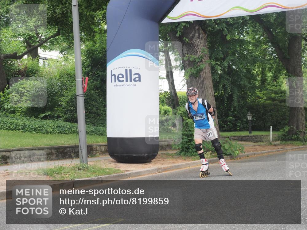 29.06.2025 - hella hamburg halbmarathon KatJ http://msf.ph/oto/8199859 29.06.2025 09:29:51 Zwischen KM18-KM19  meine-sportfotos.de