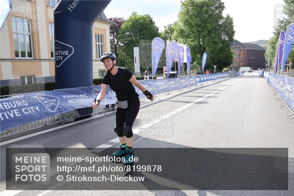 29.06.2025 - hella hamburg halbmarathon Strokosch-Dieckow http://msf.ph/oto/8199878 29.06.2025 09:45:46 Ziel 20078, 20268 meine-sportfotos.de