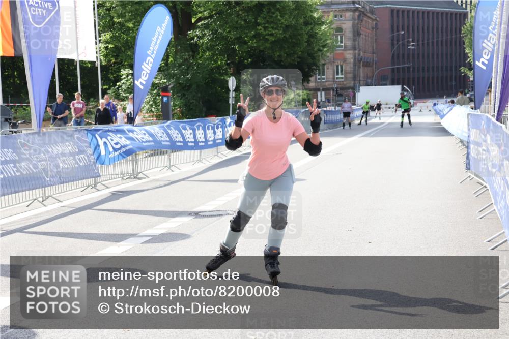 29.06.2025 - hella hamburg halbmarathon Strokosch-Dieckow http://msf.ph/oto/8200008 29.06.2025 09:46:57 Ziel 20132, 20141 meine-sportfotos.de