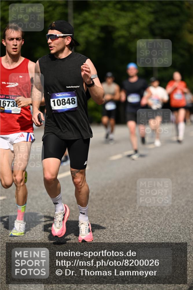 29.06.2025 - hella hamburg halbmarathon Dr. Thomas Lammeyer http://msf.ph/oto/8200026 29.06.2025 09:48:08 Kennedybrücke 2021, 3201, 3845, 5269, 5367, 6619, 8473, 8731, 10156, 10486, 10848 meine-sportfotos.de